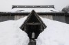瑞泉寺入口…この合掌で大雪から守ります。